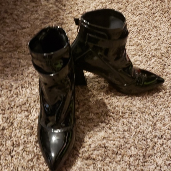 Boots - Picture 3 of 3